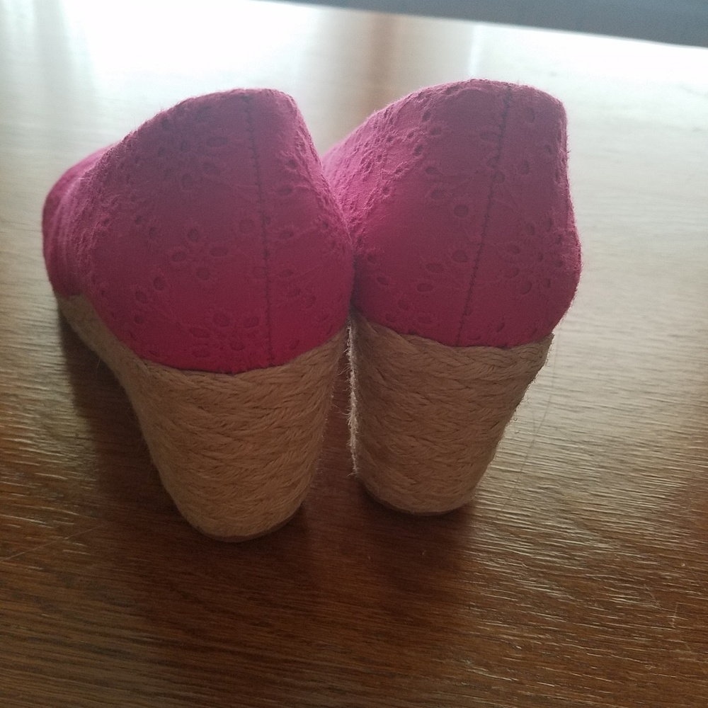 Chaps Wedges - Picture 5 of 5